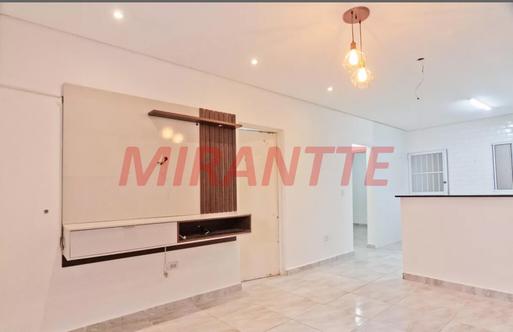 Casa terrea de 220m² com 4 quartos em Parque Peruche