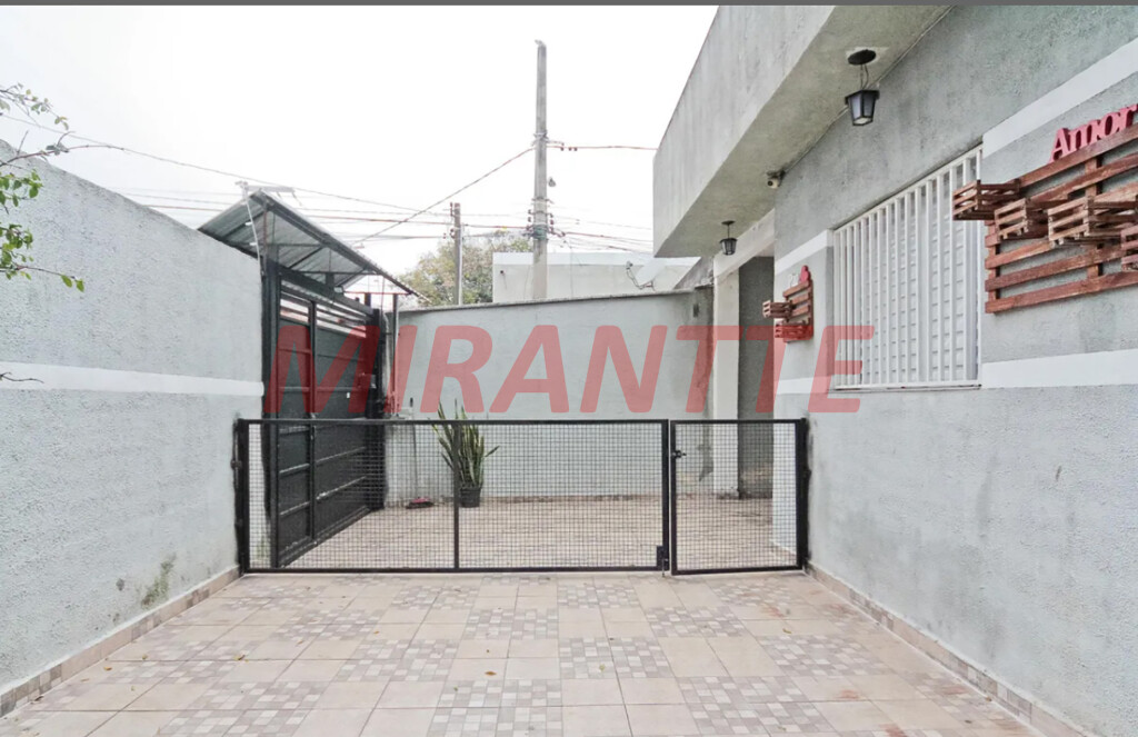 Casa terrea de 220m² com 4 quartos em Parque Peruche