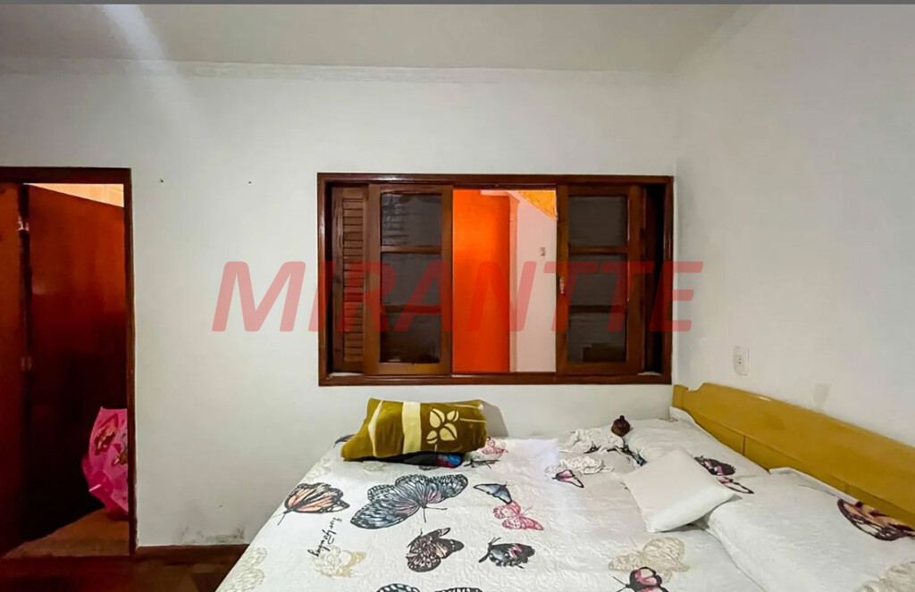 Casa terrea com 3 quartos em Parque Peruche