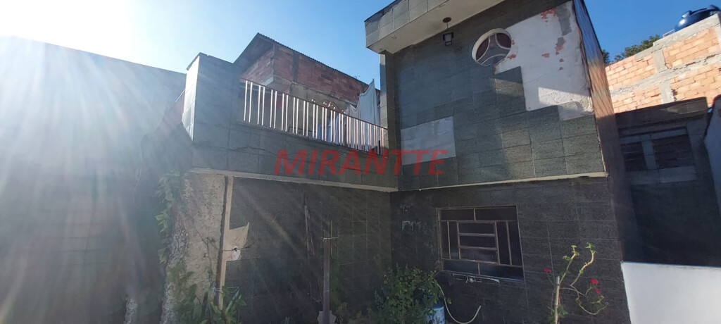 Sobrado de 195m² com 3 quartos em Jardim Ataliba Leonel