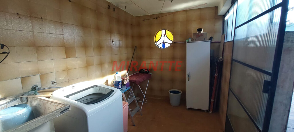 Sobrado de 195m² com 3 quartos em Jardim Ataliba Leonel