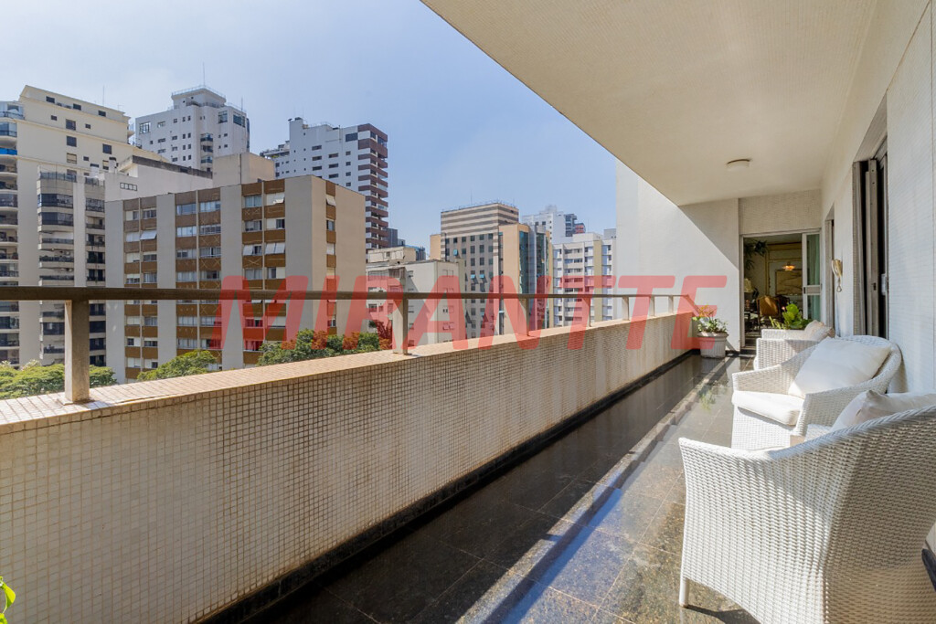 Apartamento de 452m² com 4 quartos em Higienópolis
