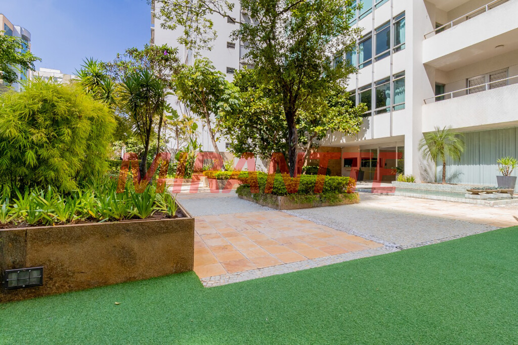 Apartamento de 452m² com 4 quartos em Higienópolis