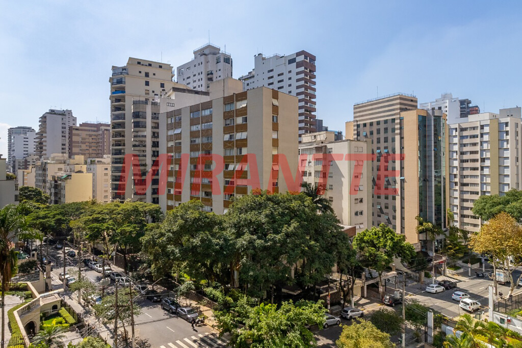 Apartamento de 452m² com 4 quartos em Higienópolis