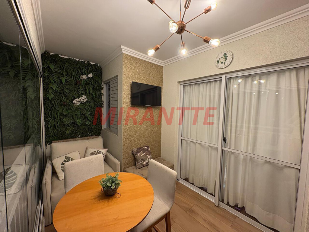 Apartamento de 90m² com 2 quartos em Santa Teresinha