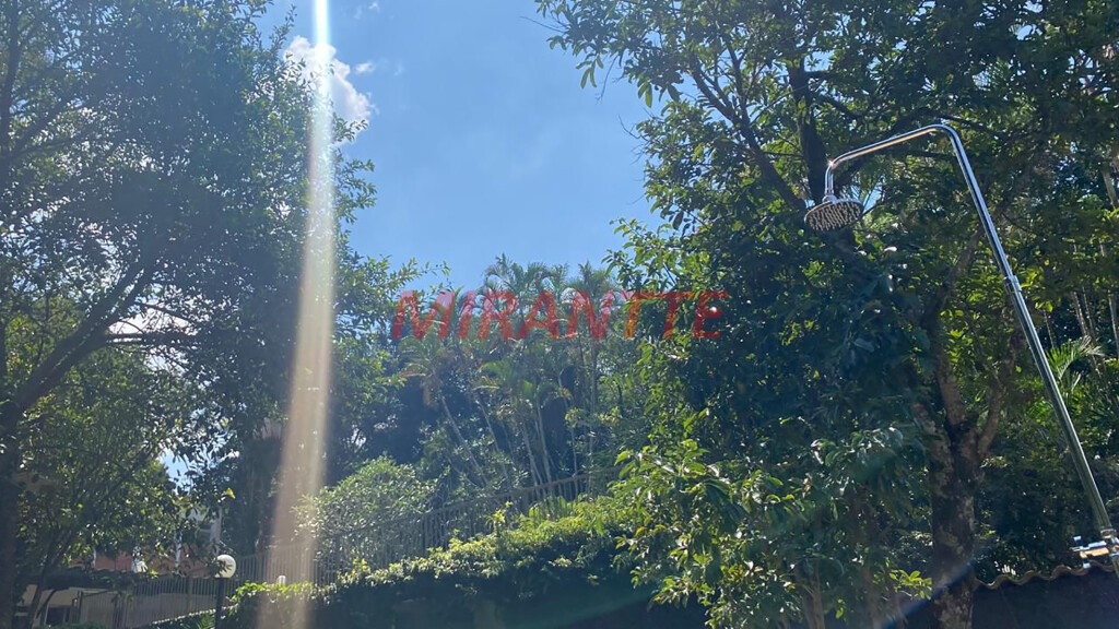 Sobrado de 572m² com 5 quartos em PARQUE PETROPOLIS