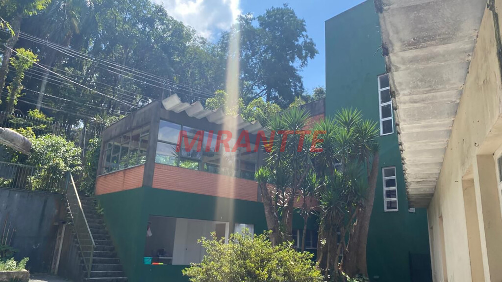 Sobrado de 572m² com 5 quartos em PARQUE PETROPOLIS