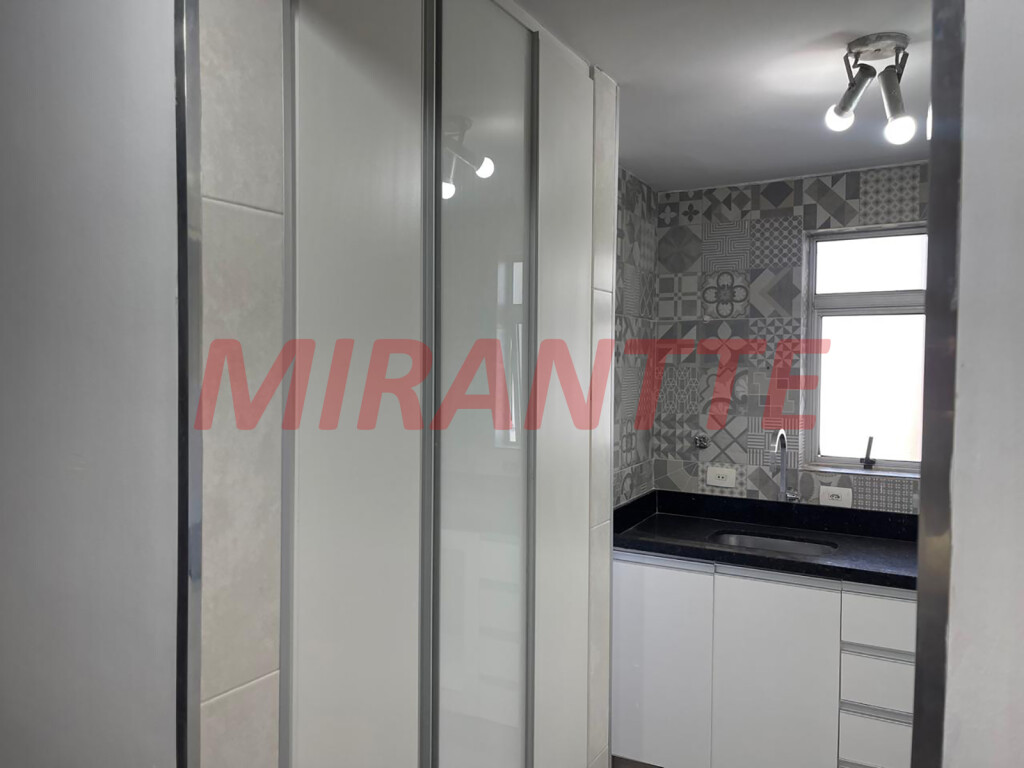 Apartamento de 49m² com 2 quartos em Vila Nova Cachoeirinha