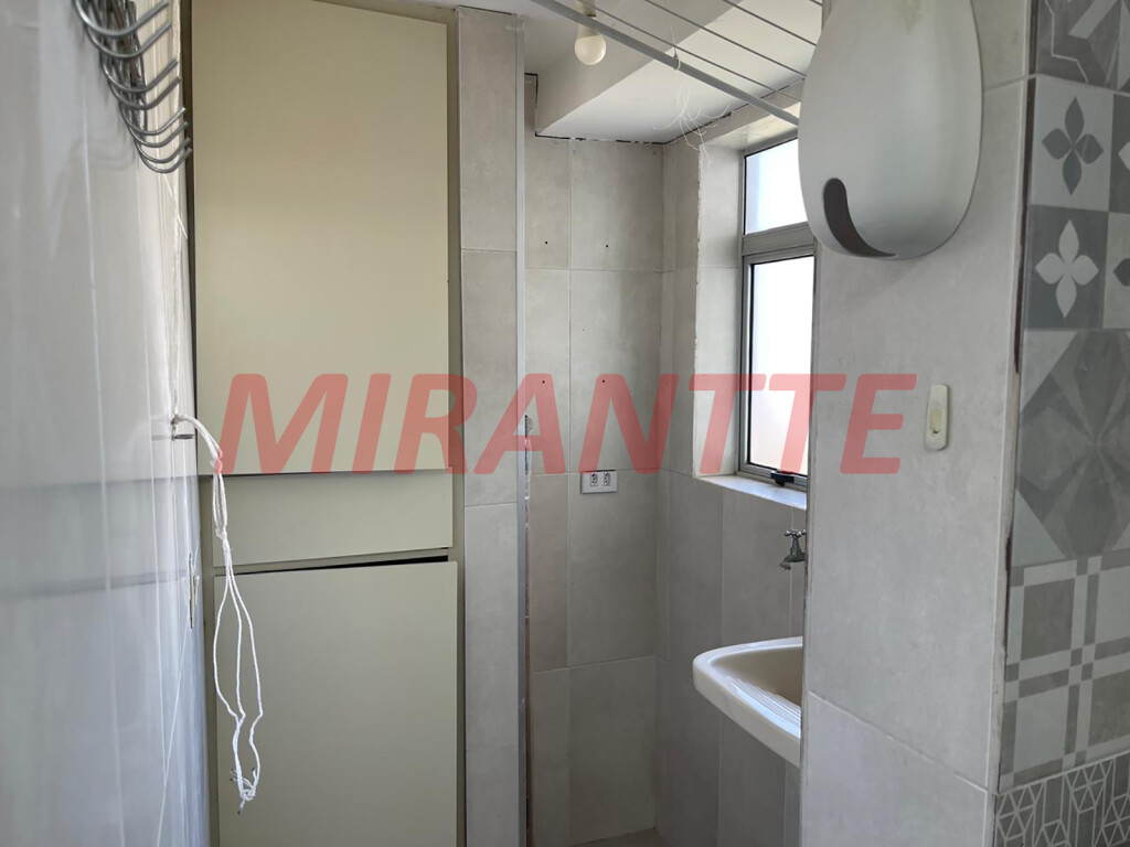 Apartamento de 49m² com 2 quartos em Vila Nova Cachoeirinha