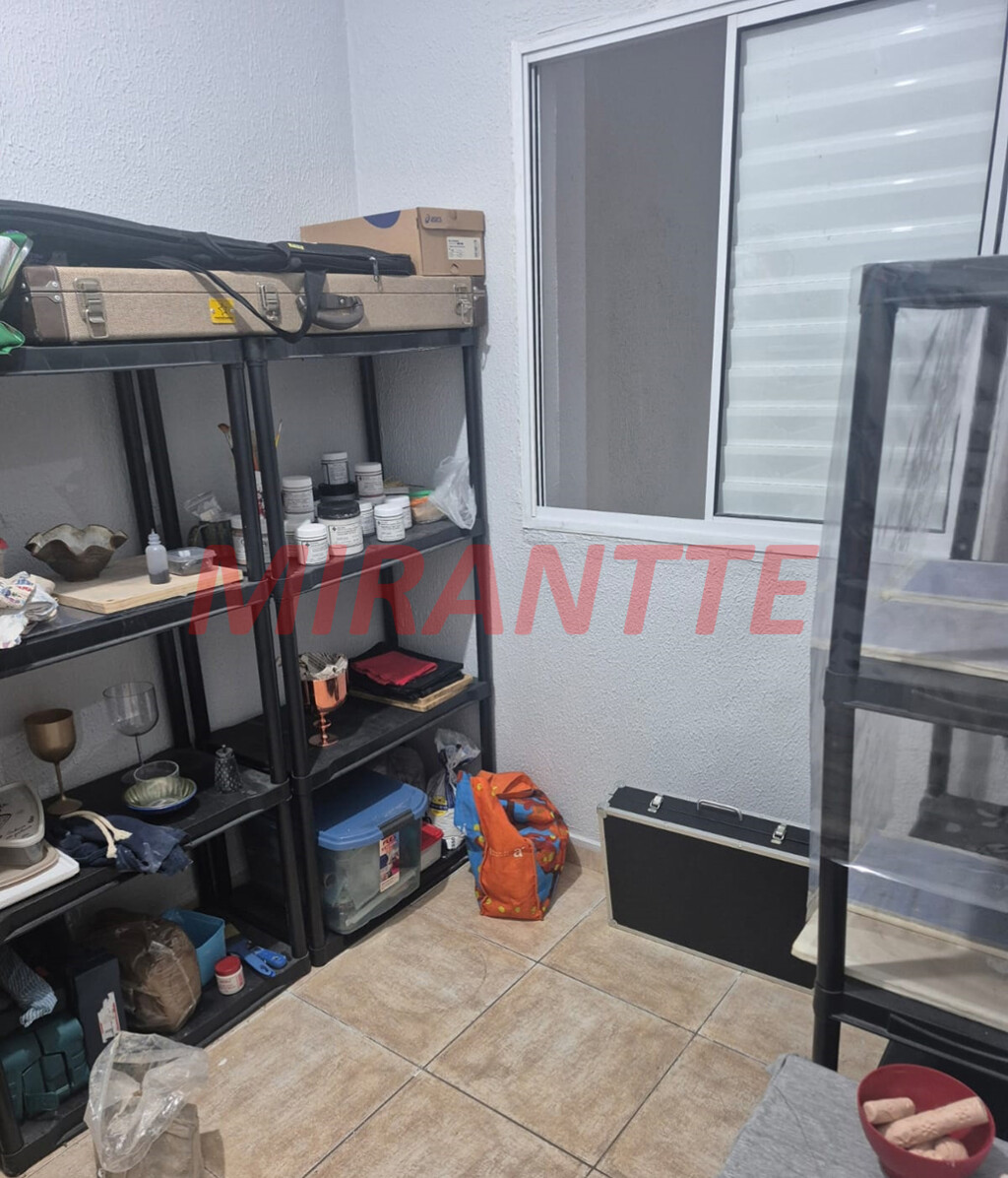 Sobrado de 277m² com 3 quartos em Santana