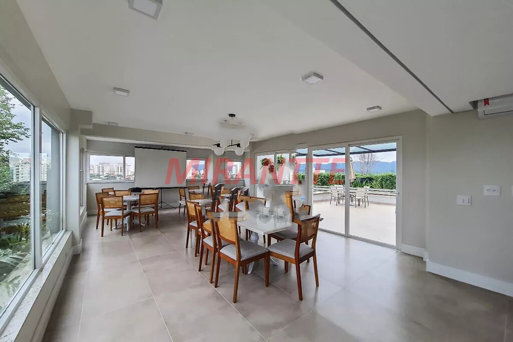 Apartamento de 40m² com 2 quartos em Jardim Paraiso