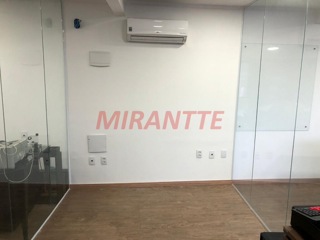 Comercial de 200m² em Santana