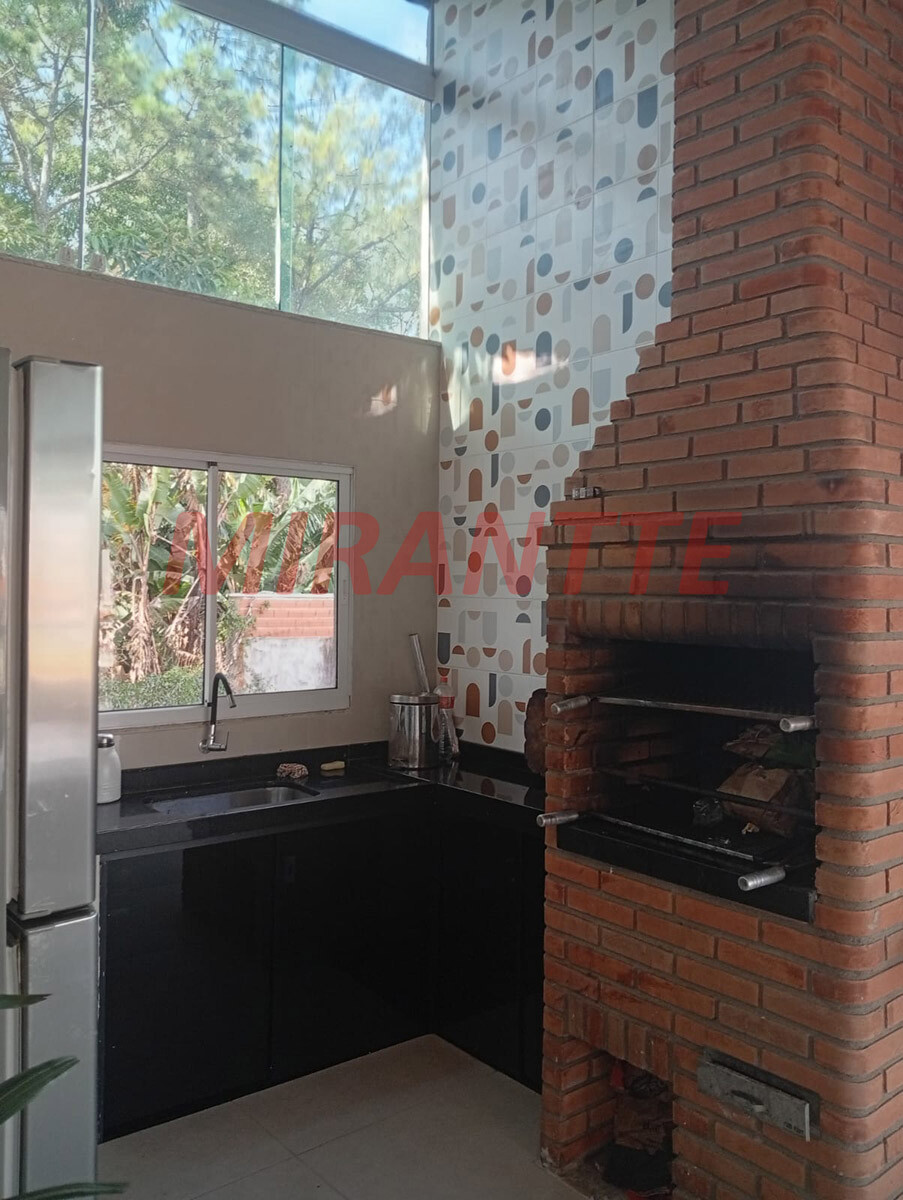 Sobrado com 3 quartos em Vila Aurora