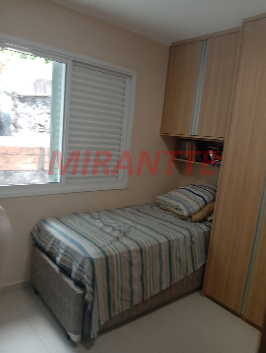 Sobrado com 3 quartos em Vila Aurora