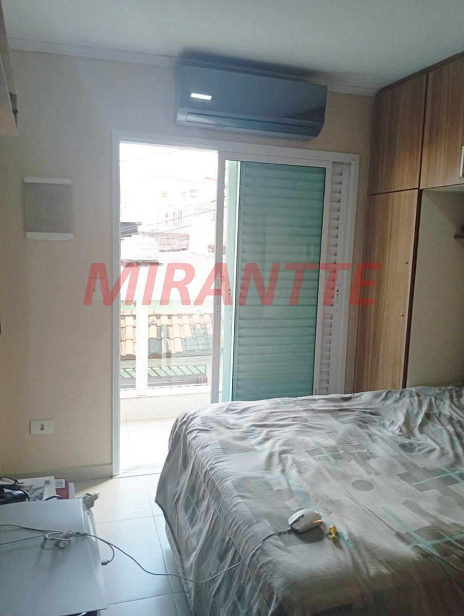 Sobrado com 3 quartos em Vila Aurora