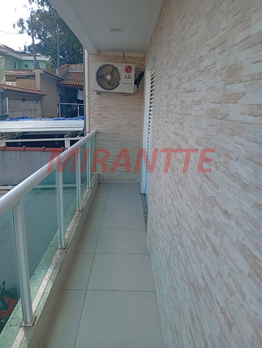 Sobrado com 3 quartos em Vila Aurora