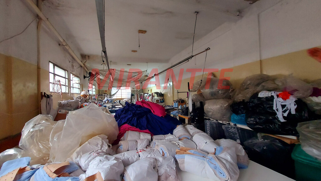 Sobrado de 194m² com 3 quartos em Vila Gustavo