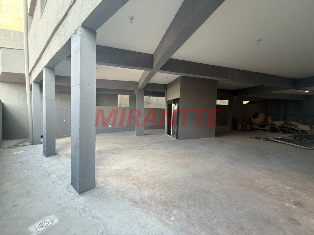 Comercial de 785m² em Mandaqui