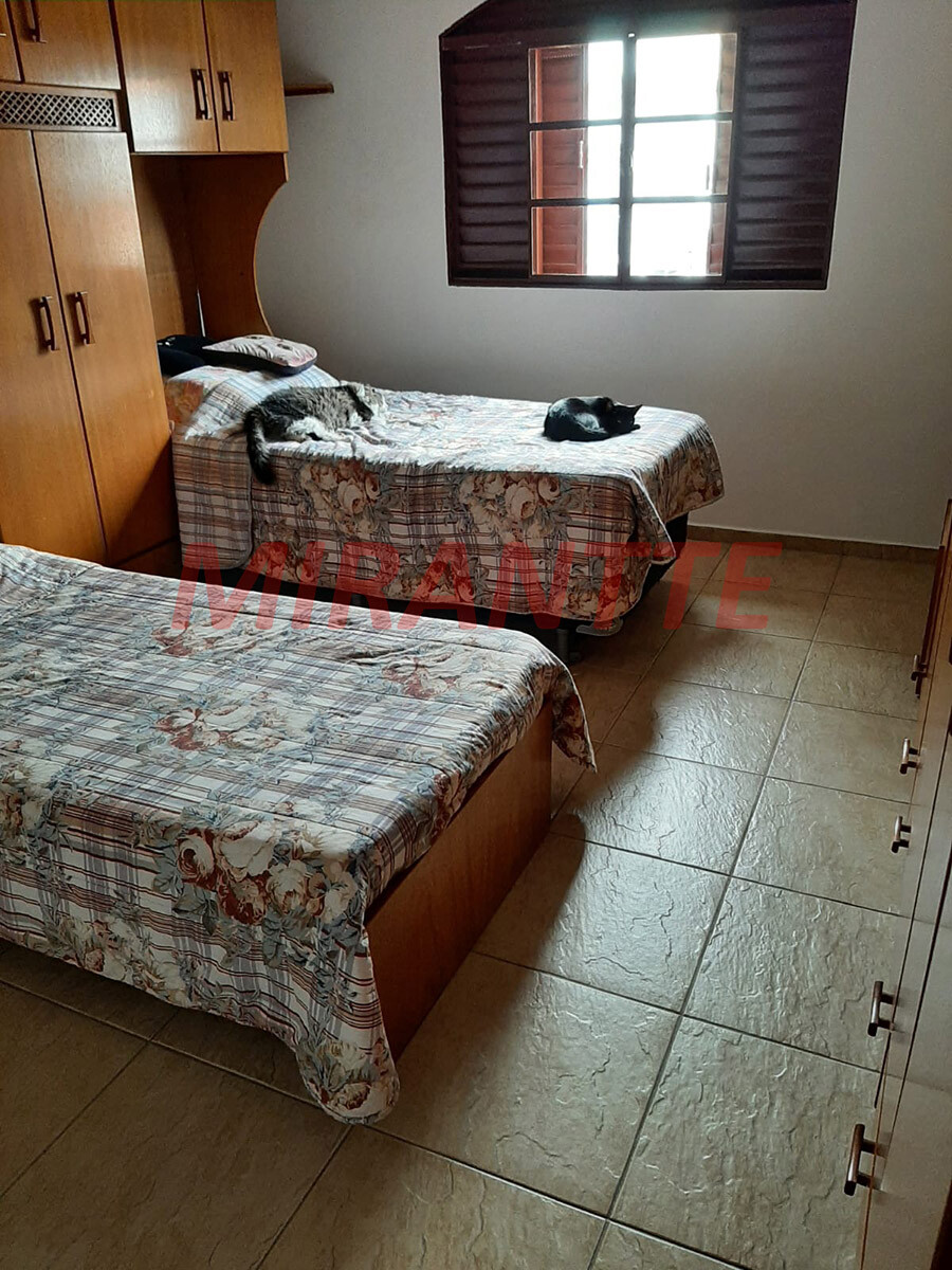 Sobrado de 167m² com 3 quartos em Vila Nova Mazzei