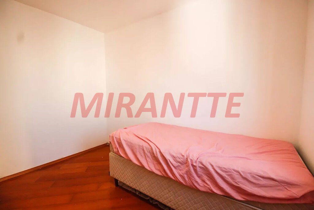 Apartamento de 72m² com 3 quartos em Santana