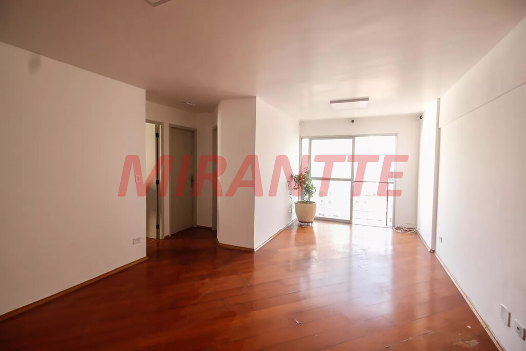 Apartamento de 72m² com 3 quartos em Santana