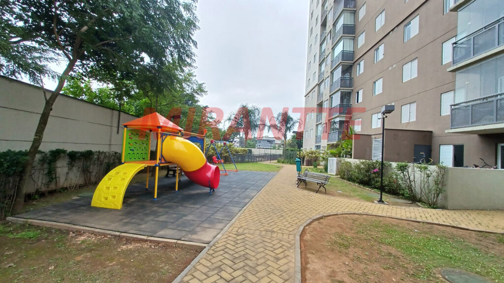 Apartamento de 58m² com 2 quartos em Parque Edu Chaves