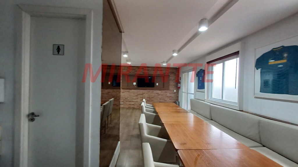Apartamento de 58m² com 2 quartos em Parque Edu Chaves