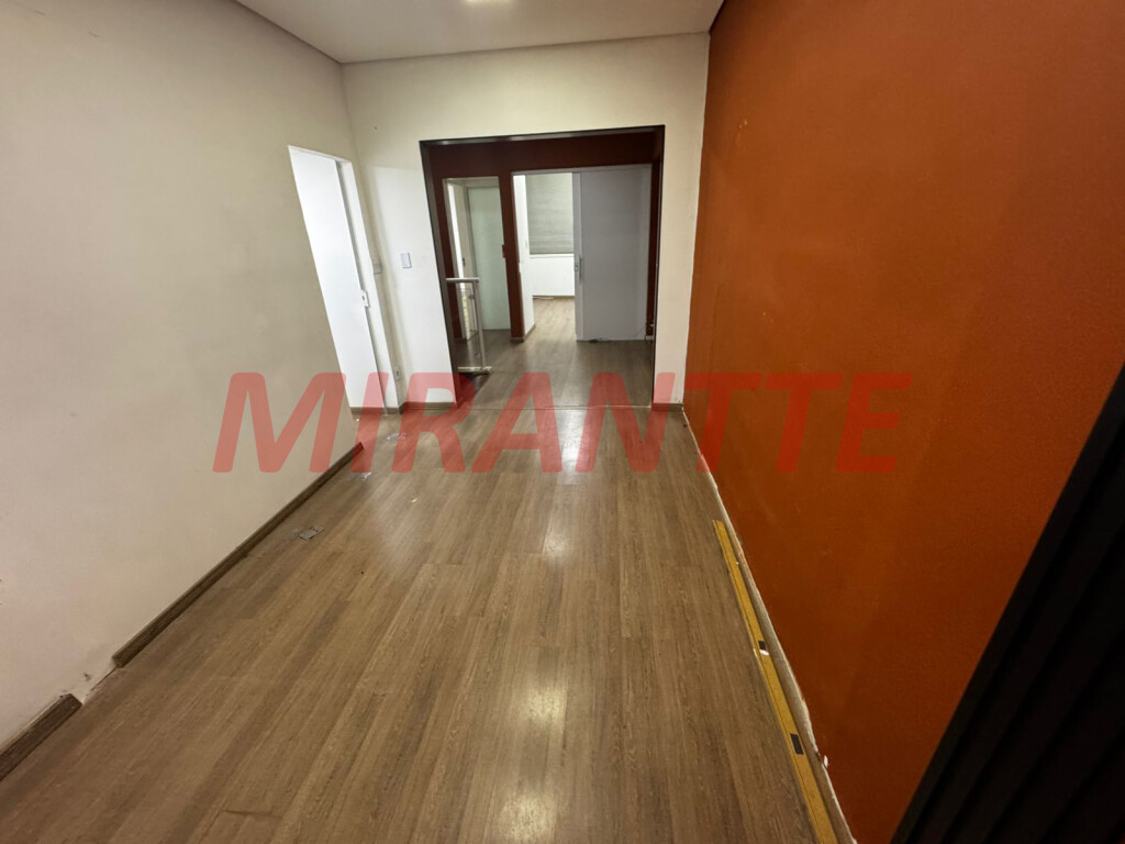 Comercial de 80m² em Santana