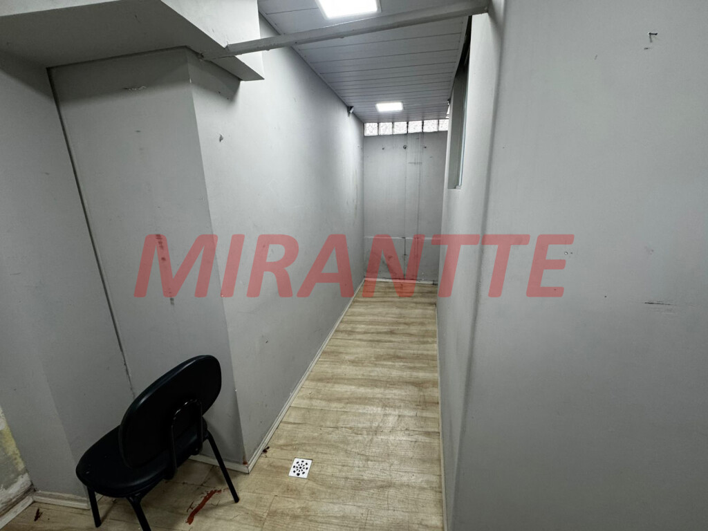Comercial de 80m² em Santana