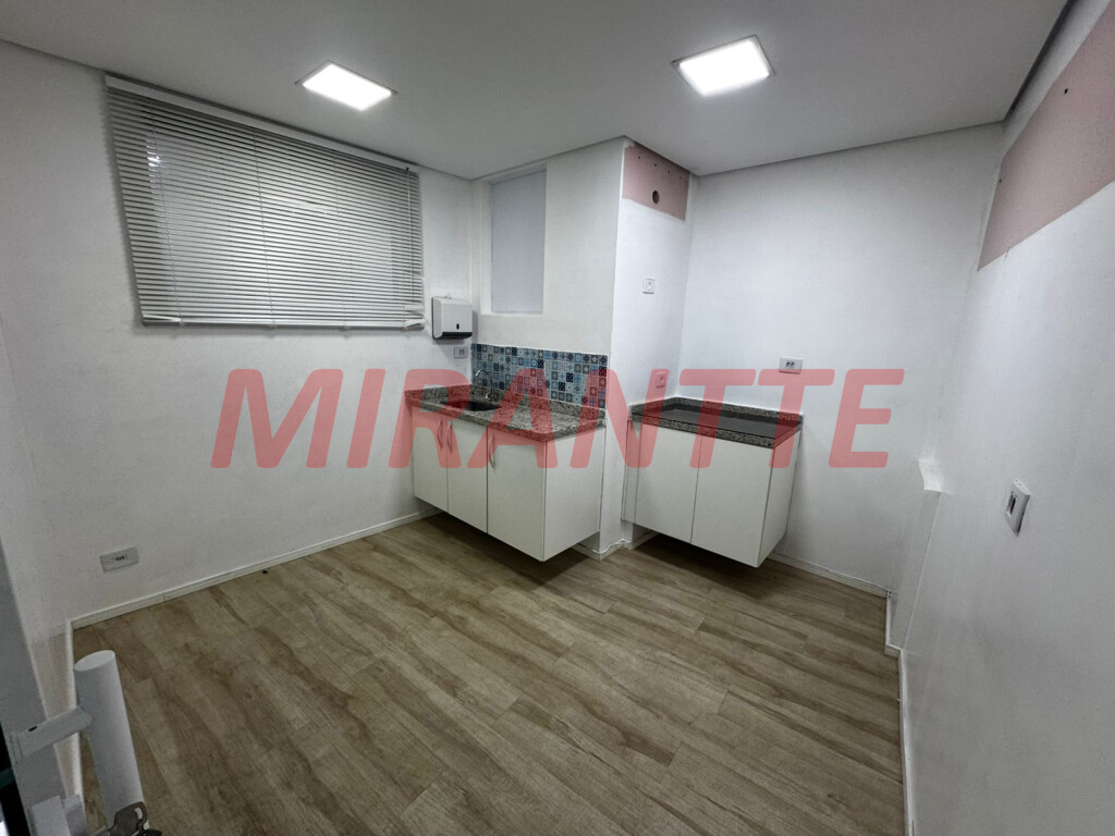 Comercial de 80m² em Santana