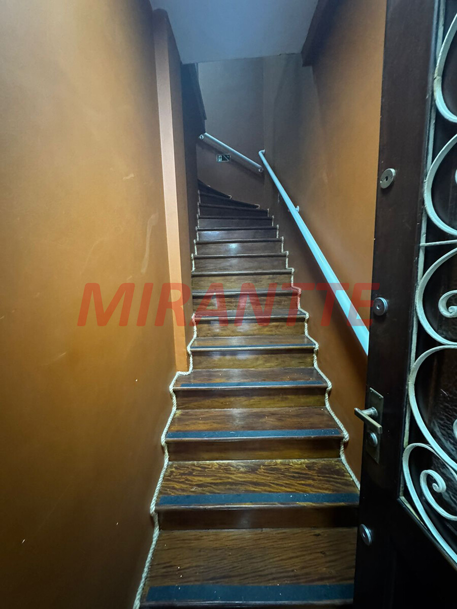 Comercial de 80m² em Santana