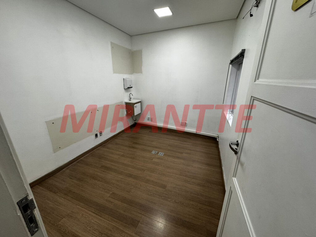 Comercial de 80m² em Santana