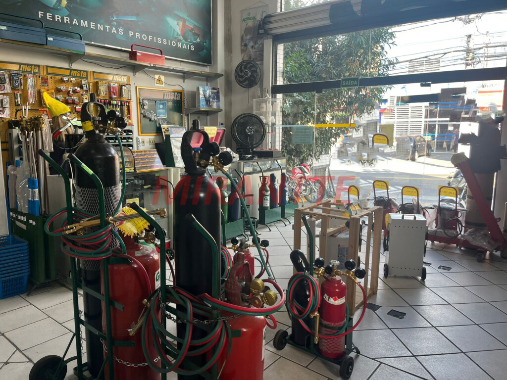 Comercial em Jardim Tremembé
