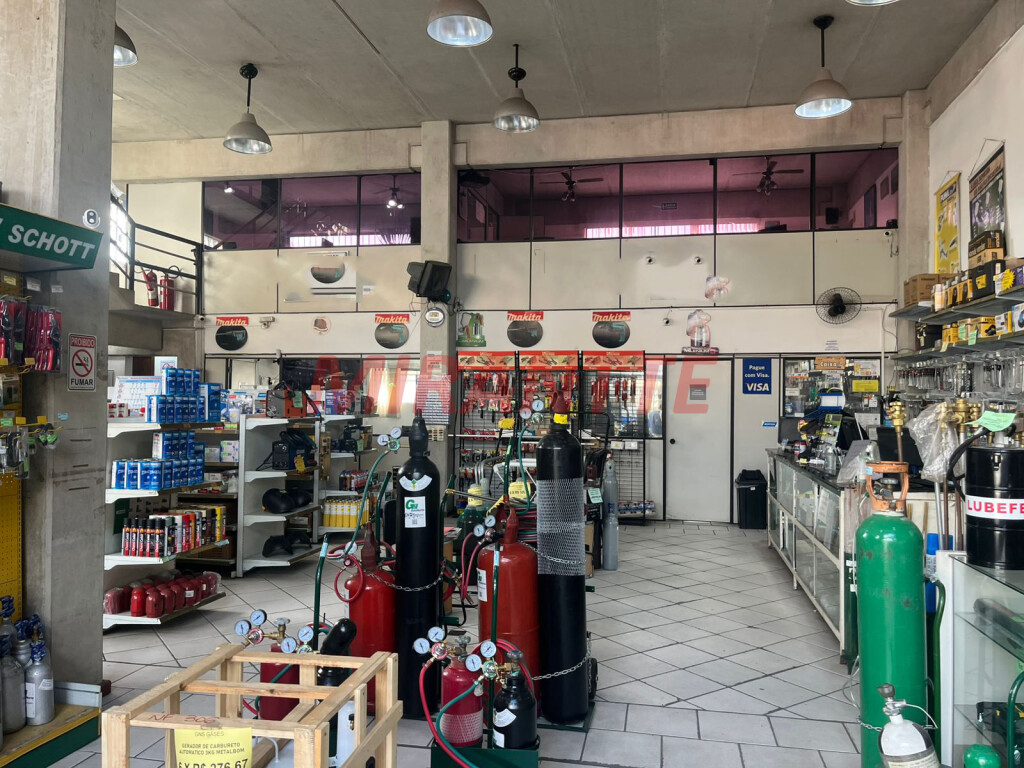Comercial em Jardim Tremembé