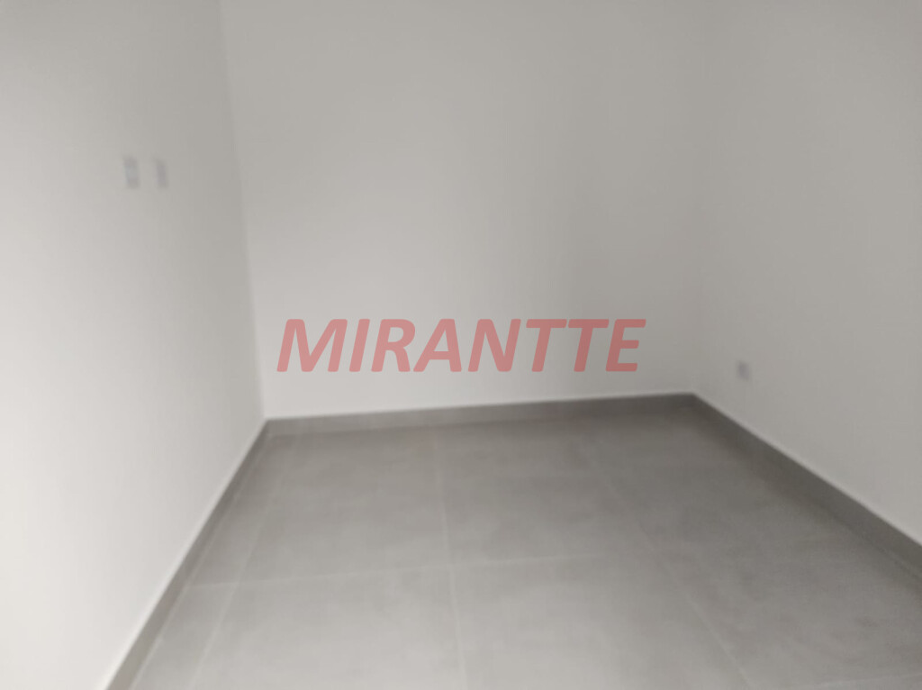 Apartamento de 48m² com 2 quartos em Vila Paiva