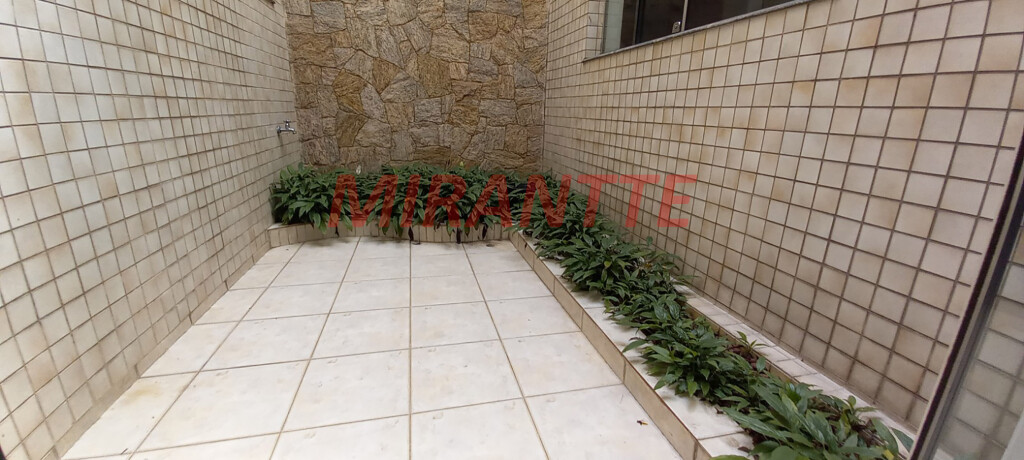 Sobrado de 443m² com 4 quartos em Vila Maria