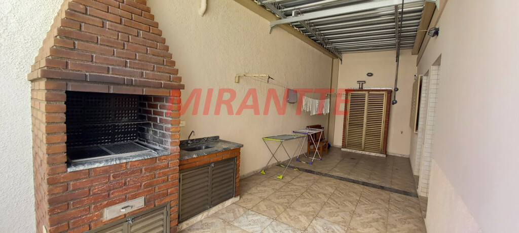 Sobrado de 443m² com 4 quartos em Vila Maria