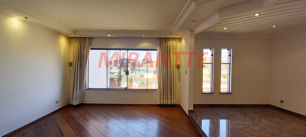 Sobrado de 443m² com 4 quartos em Vila Maria