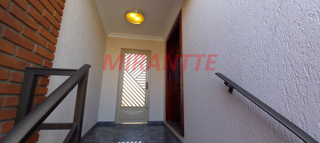 Sobrado de 443m² com 4 quartos em Vila Maria