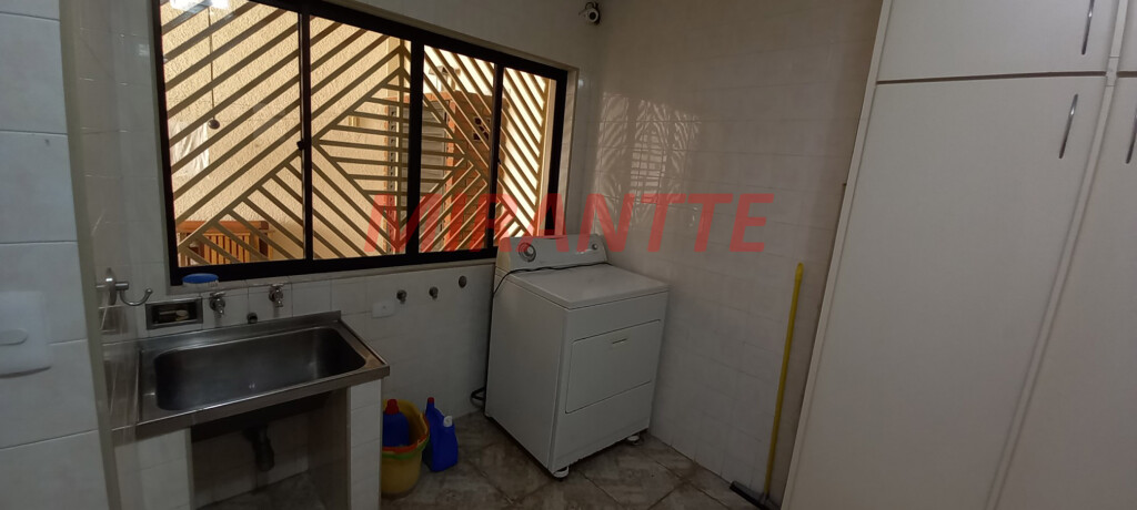 Sobrado de 443m² com 4 quartos em Vila Maria