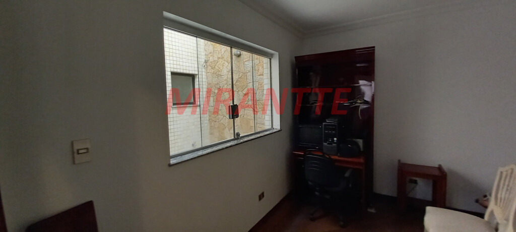 Sobrado de 443m² com 4 quartos em Vila Maria
