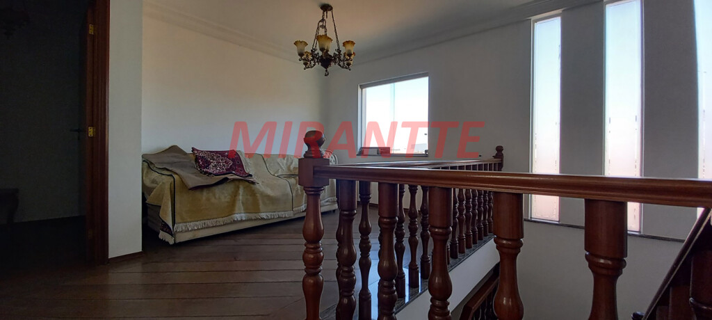 Sobrado de 443m² com 4 quartos em Vila Maria