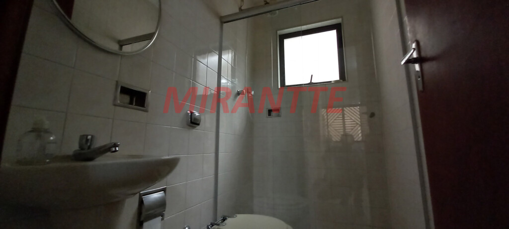 Sobrado de 443m² com 4 quartos em Vila Maria