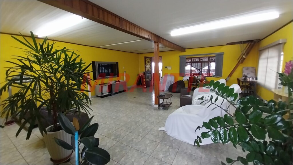 Sobrado de 292m² com 4 quartos em Vila Zilda