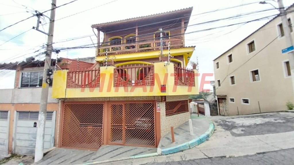 Sobrado de 292m² com 4 quartos em Vila Zilda