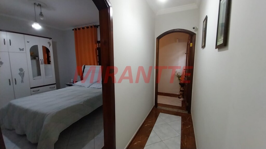 Sobrado de 292m² com 4 quartos em Vila Zilda