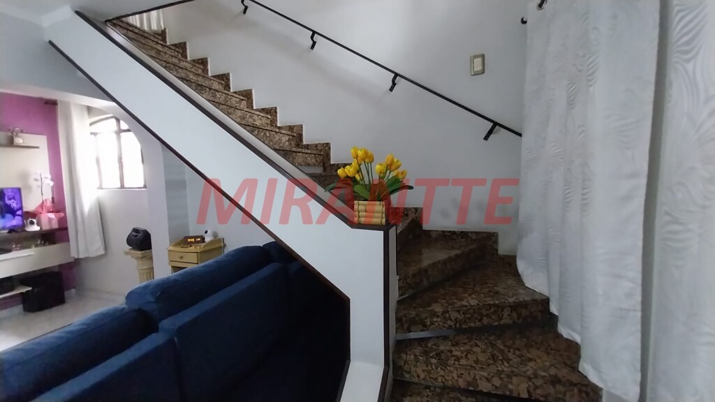 Sobrado de 292m² com 4 quartos em Vila Zilda