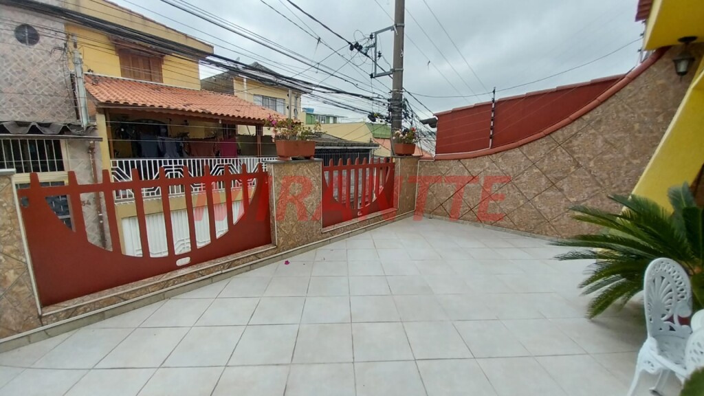 Sobrado de 292m² com 4 quartos em Vila Zilda