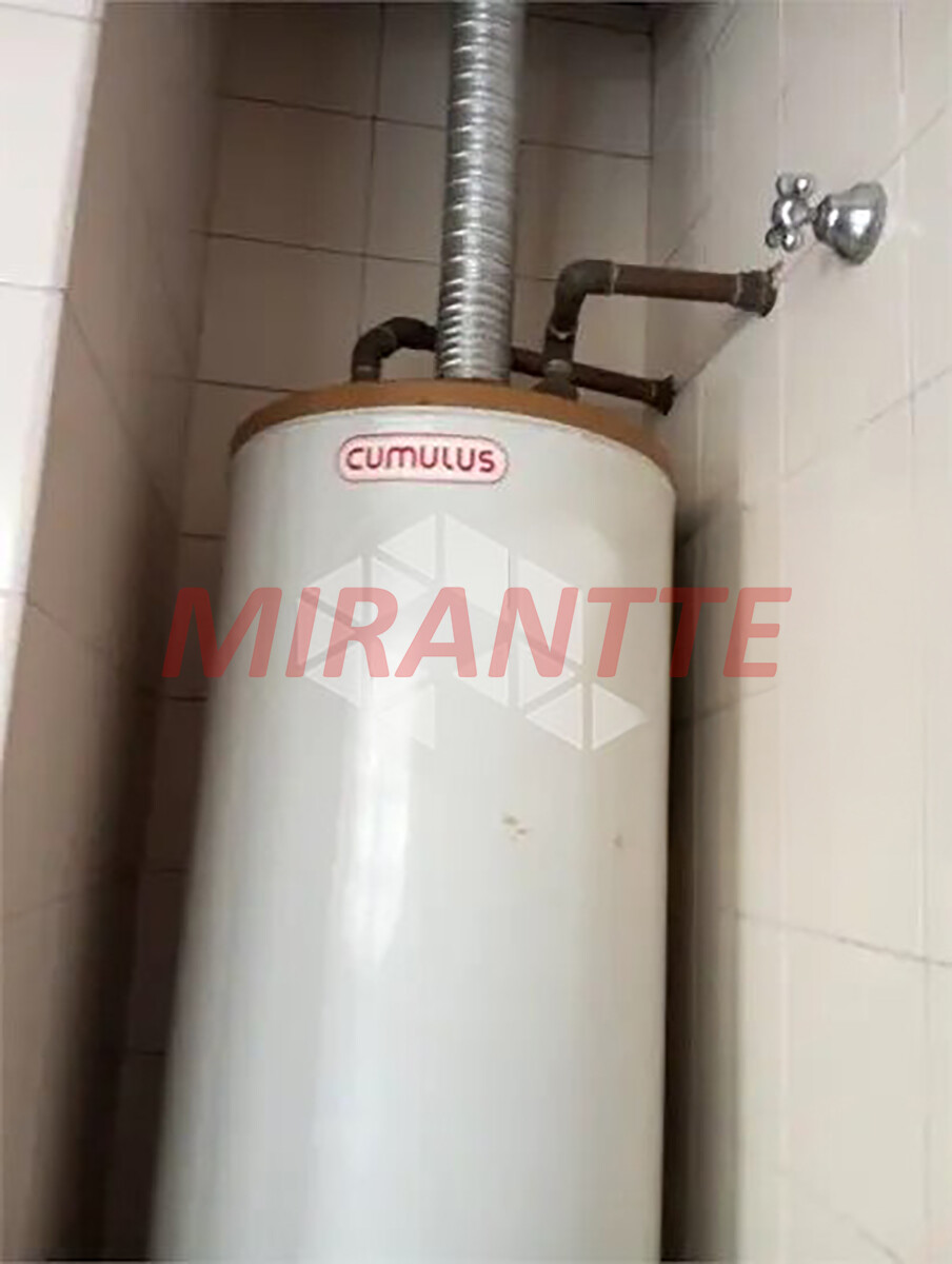 Sobrado de 220m² com 3 quartos em Vila Nivi