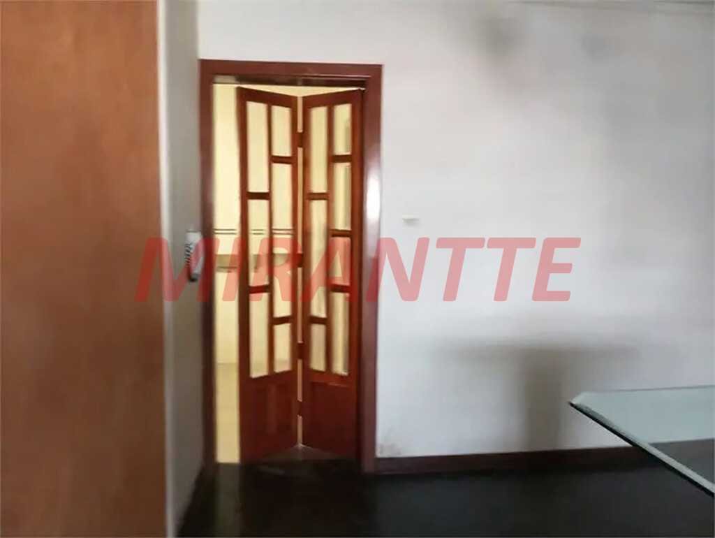 Sobrado de 220m² com 3 quartos em Vila Nivi
